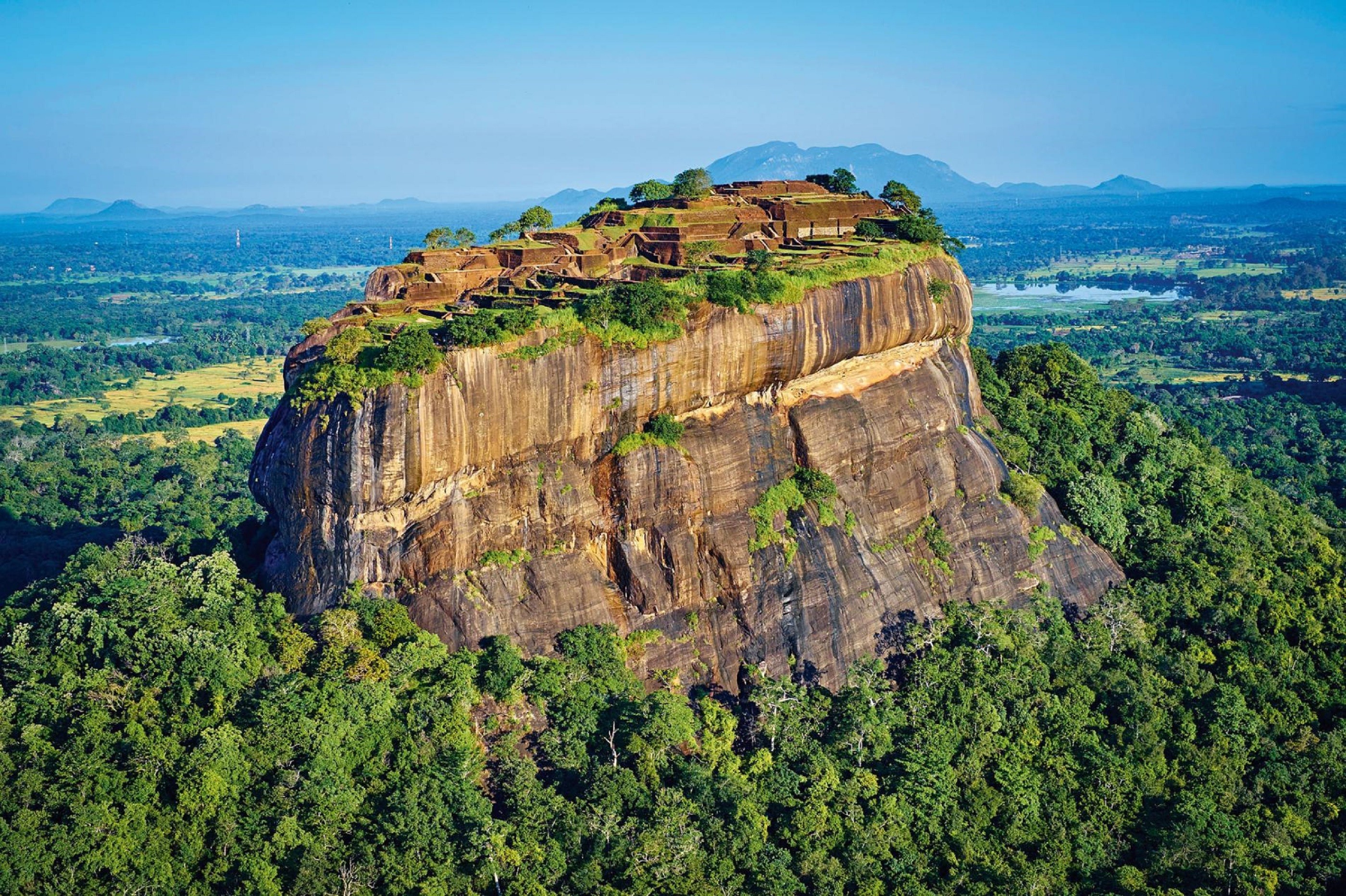 How to book Sri Lanka tour from Nepal